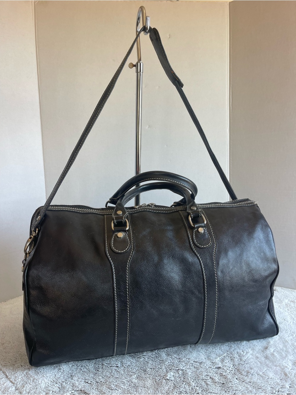 Floto Venezia Italian Leather Duffle Bag, Black With Silver Color